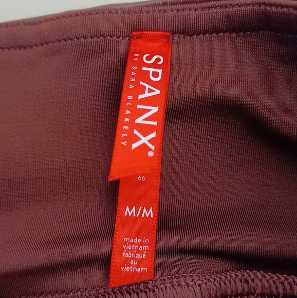 Spanx Faux Patent Leather Sz M Leggings - Picture 12 of 13